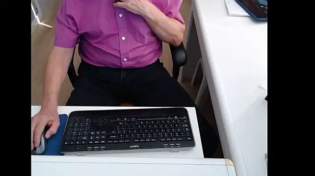 dutchpornking Adlı Modelin Canlı XXX Sohbeti