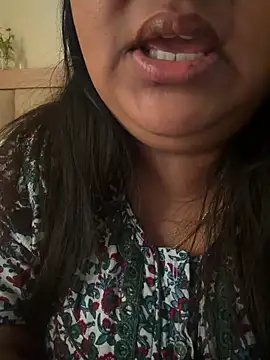 Miss_Radhika1's Live XXX Chat