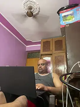 Dick_6inches_Delhi: онлайн-секс-чат