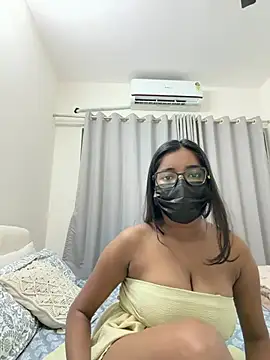 FeistyMideast Chat XXX in diretta