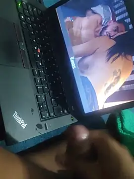 Show modela Ozzynnrt na web-kameri
