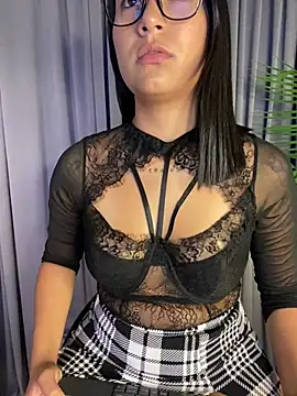 Val12777のライブXXXチャット