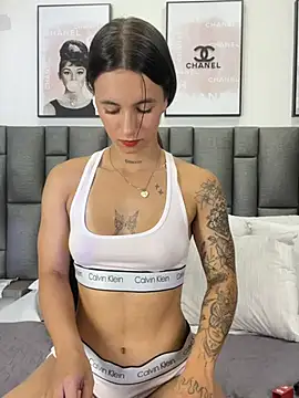 JuliaColemann live XXX chat