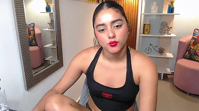_Lucy_Grey_ Live XXX-Chat
