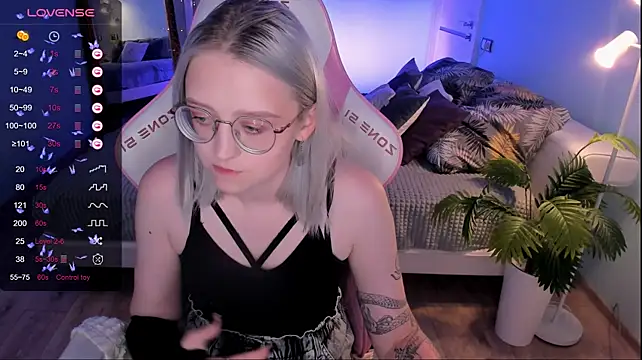 Chat +18 de justinahelen_ ao vivo