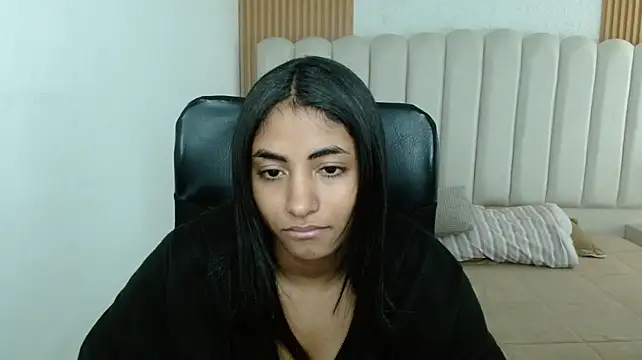 Chatroom XXX en direct de shaneelle