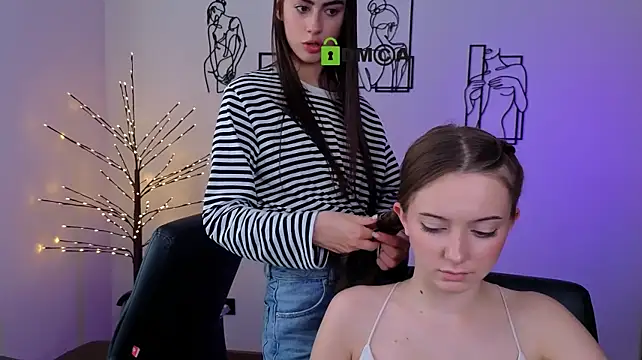 XXX chat uživo modela chloe_ley