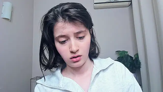 LeliaFujimoto's Live XXX Chat