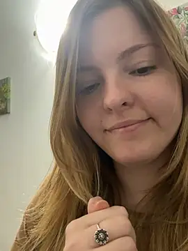heyitskiara Live XXX-Chat