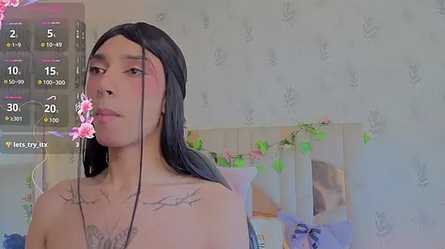 CYRUS_TAYn Live XXX chat