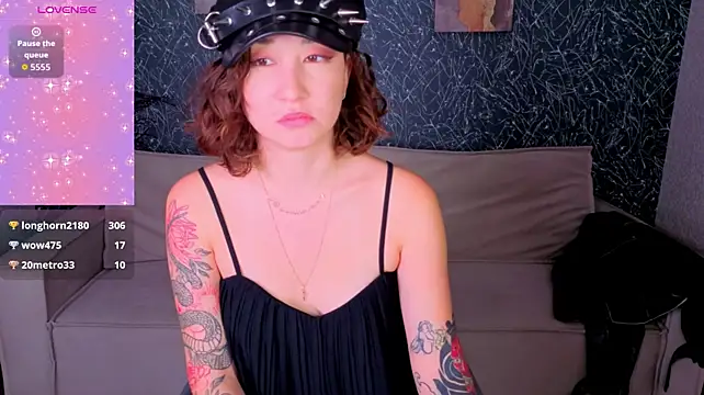 Czat XXX na żywo – Debra_Wade