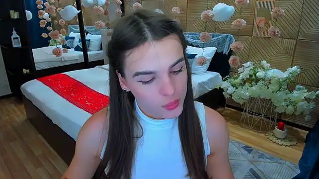 FinalAccord Adlı Modelin Canlı XXX Sohbeti