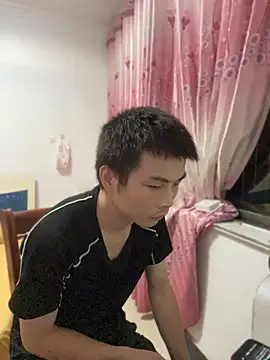 gutou001 现场XXX聊天