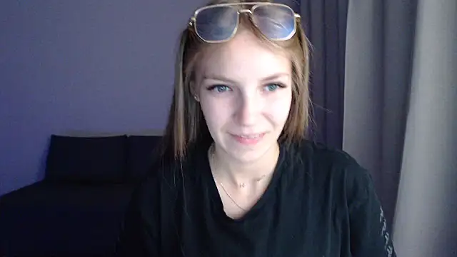 Chat +18 de HitGyrl ao vivo