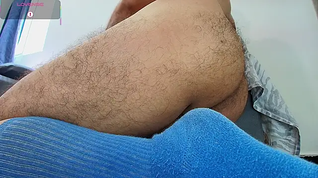 צ'אט XXX בשידור חי של tommel_bailey