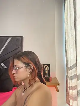 Chat XXX Live NikyFrequency