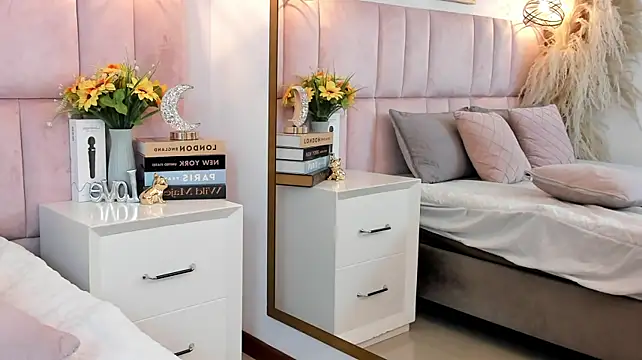 دردشة Amy__Adamss_ الجنسية المباشرة
