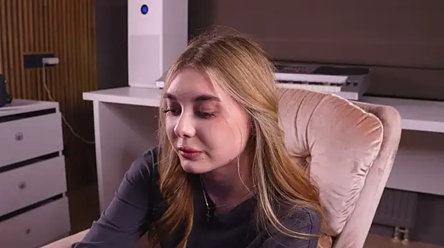 HarrietElrick Live XXX-Chat