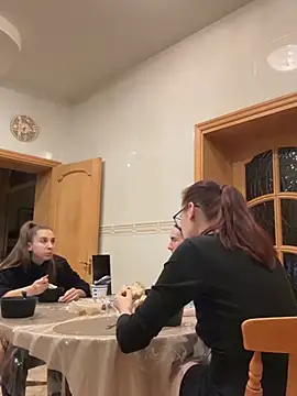 RussianGirls_'s Live XXX Chat