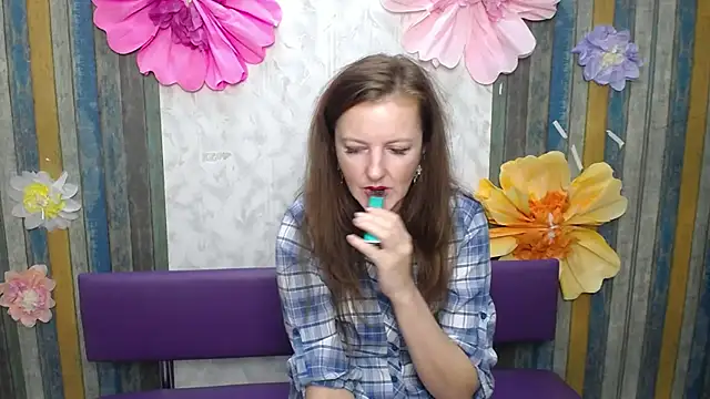 Czat XXX na żywo – MeganPirs
