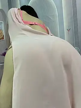 Nana-19's Live XXX Chat