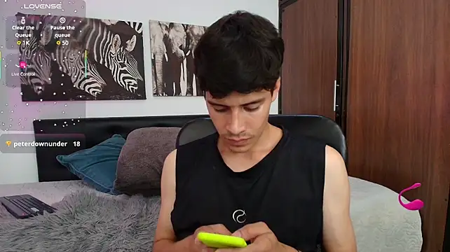 Jacob5_ Adlı Modelin Canlı XXX Sohbeti