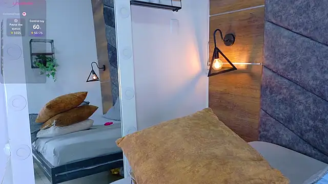 Онлайн чат XXX AnnieRouse__