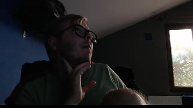 blondeboy92 Webcam show