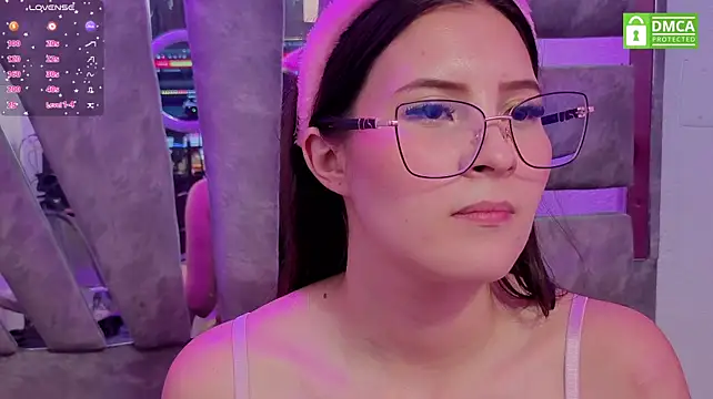 Destiny_A's Live XXX Chat