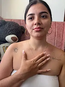 Chatroom XXX en direct de salomecute21