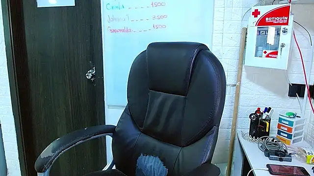 Chat +18 de Realjoel01 ao vivo