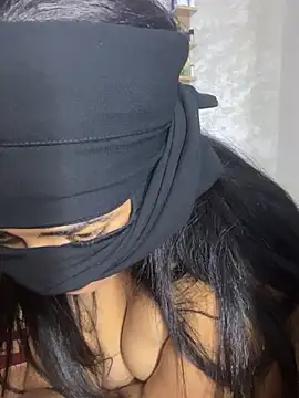 Lara9Qouin - انيك كسي وانزل