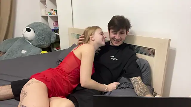 XXX chat uživo modela Shadow_Lovers_
