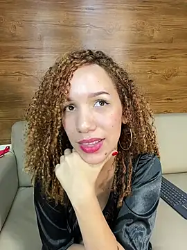 Chat +18 de LunaVal_ ao vivo
