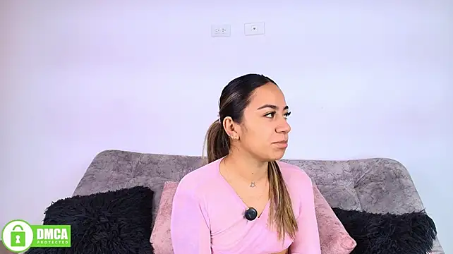 Show de Jules_n_Gia na webcam