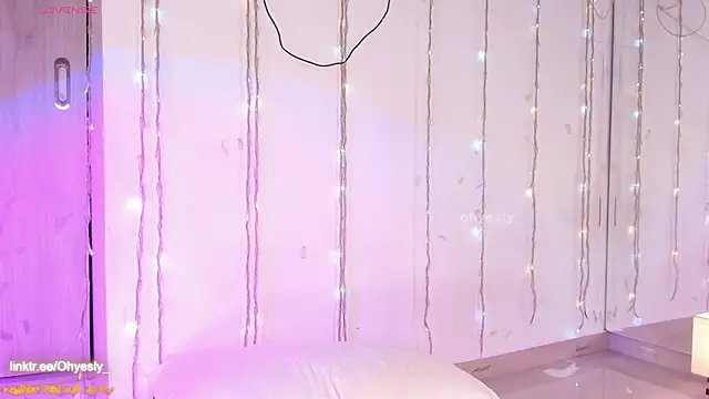 ohyesly_ Live XXX-chat
