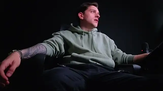 XXX chat uživo modela FelixStarkk