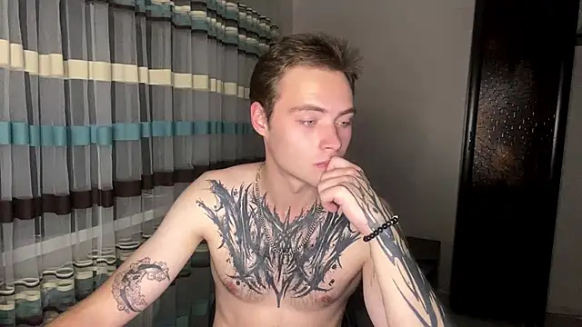 XXX chat uživo modela ErnestTarlet