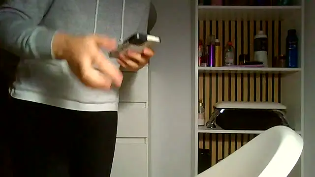 Ms-Lust1- – Live XXX-chat