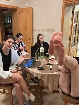 RussianGirls_: απευθείας συνομιλία ΧΧΧ