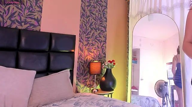 دردشة dollcherry_ الجنسية المباشرة
