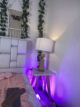 Miaa_gh1's Live XXX Chat
