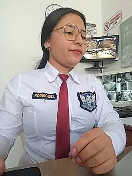 Chatroom XXX en direct de Queen_linda1