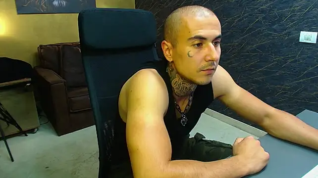 RomeoBodhi – Live XXX-chat
