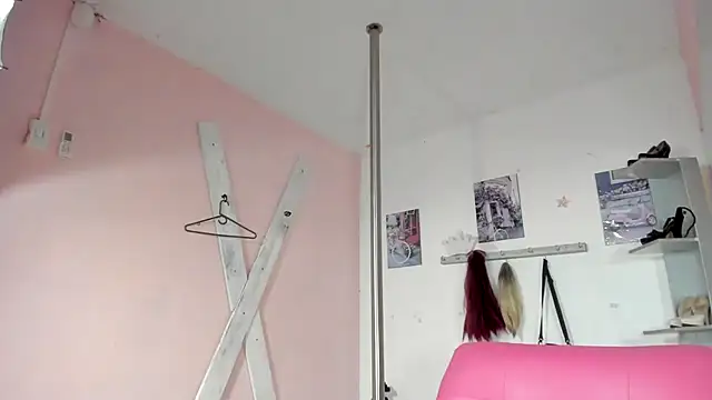 XXX chat uživo modela CAMILA--REY