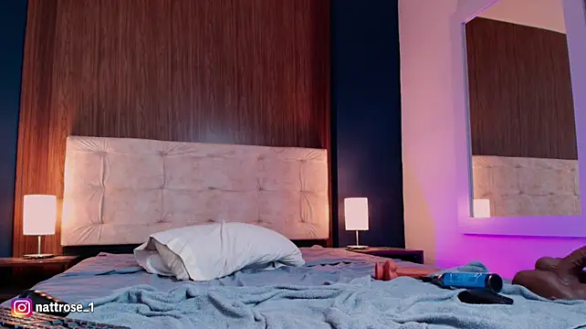Živý XXX chat NATTROSE