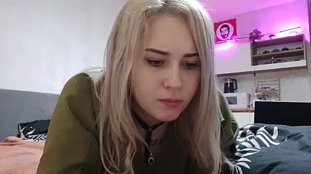 IsaWhitton élő XXX-chatje