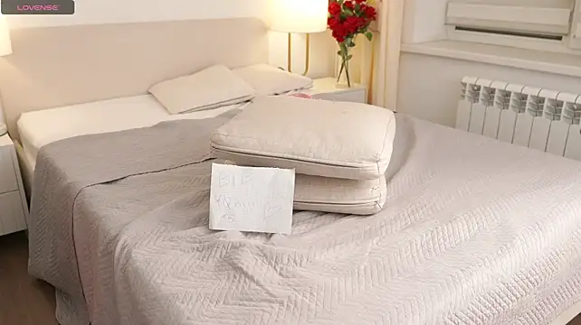 Peopleneedlove144 - pussy play