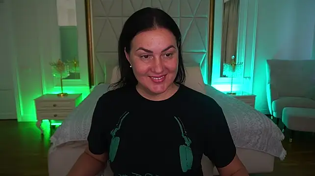 VelvetLuck's Live XXX Chat