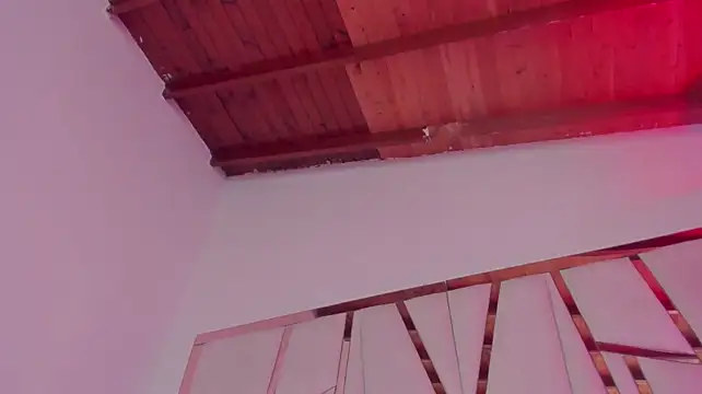 Swt_skinny_ - finger in pussy